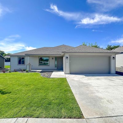 94 E 22 Nd Pl, Kennewick, WA 99337