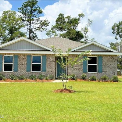 94 Kings Crossing Drive, Lucedale, MS 39452