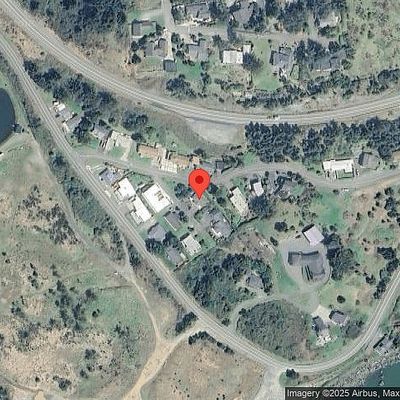 94042 Doyle Point Rd, Gold Beach, OR 97444