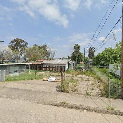 942 D St, Ramona, CA 92065