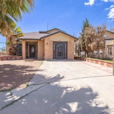 9420 Landry Mckee Ln, El Paso, TX 79907