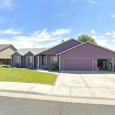 943 W Hartley Ave, Hermiston, OR 97838