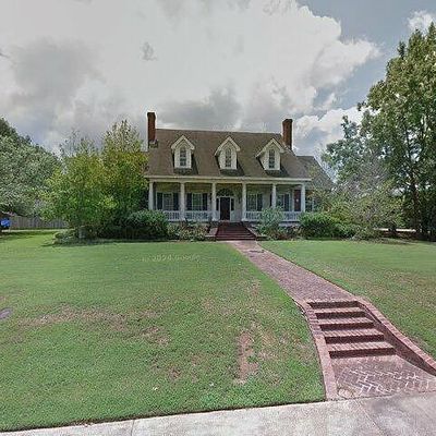 943 Woodlee Dr, Byram, MS 39272