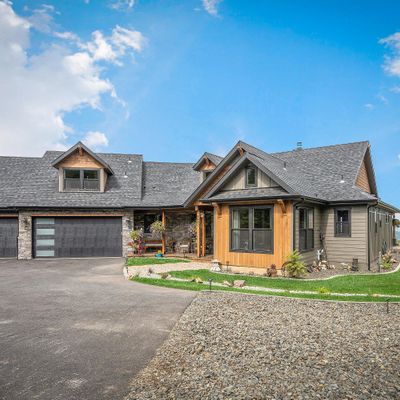 9440 S Kapalua Rd, Harrison, ID 83833