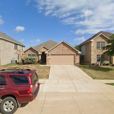 9448 Tierra Verde Dr, Fort Worth, TX 76177