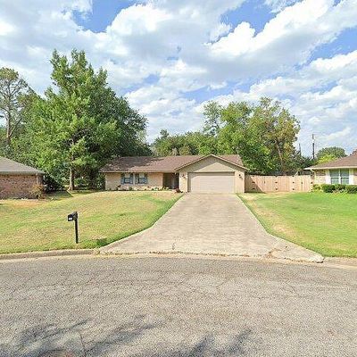 945 Forrest Ln, Sulphur Springs, TX 75482