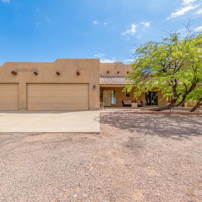 947 N Prospectors Rd, Apache Junction, AZ 85119