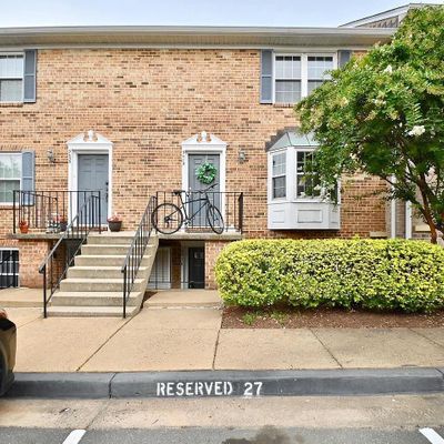 947 S Rolfe St #1, Arlington, VA 22204