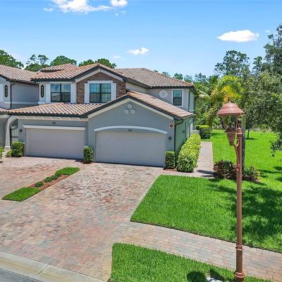 9472 Casoria Court, Naples, FL 34113