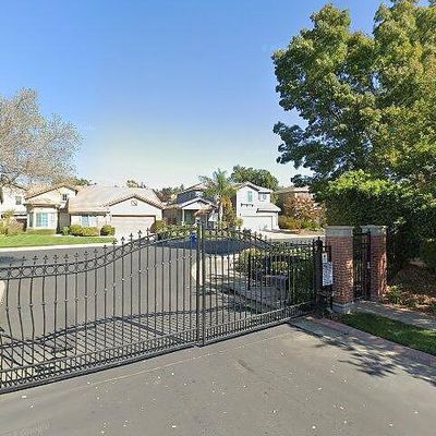 9479 Windrunner Ln, Elk Grove, CA 95758