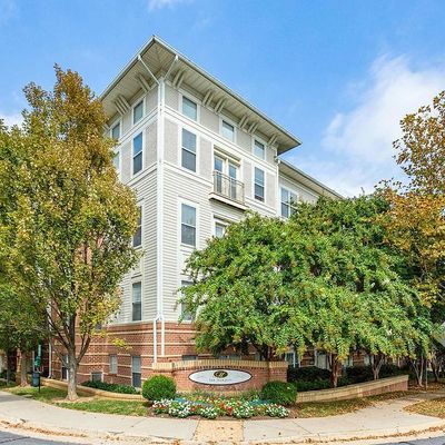 9490 Virginia Center Boulevard, Vienna, VA 22181