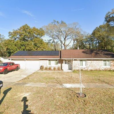 9490 Hummingbird Blvd, Pensacola, FL 32514