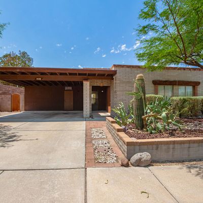 9038 E 2 Nd Pl, Tucson, AZ 85710