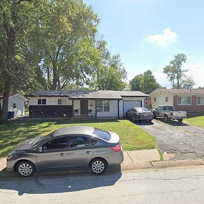 904 Lynn Haven Ln, Hazelwood, MO 63042