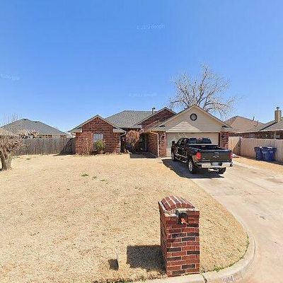 904 N Twelve Oaks Ter, Mustang, OK 73064