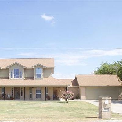 904 N Washburn St, Decatur, TX 76234