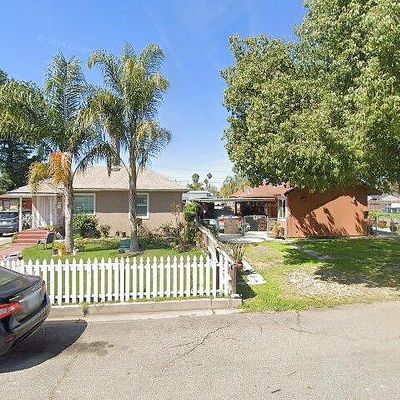 904 Riverside Ave, Chowchilla, CA 93610