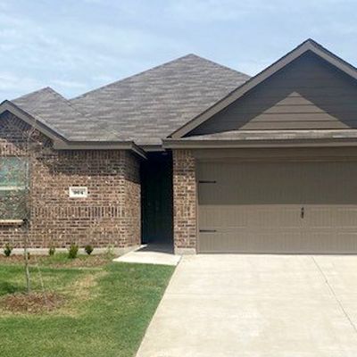 904 Tuxford Lane, Ennis, TX 75119