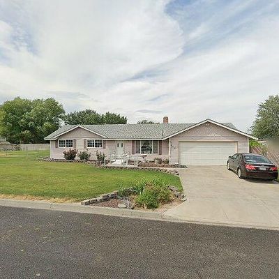 904 W 49 Th Ave, Kennewick, WA 99337