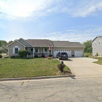 905 Ann Ct, Belleville, WI 53508