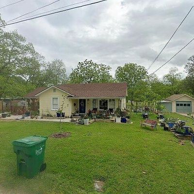 905 Clinton St, Brenham, TX 77833