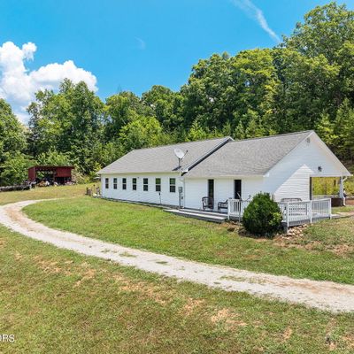 905 Dogtown Rd, Ten Mile, TN 37880