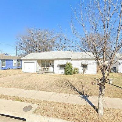 905 Vicki Ln, Fort Worth, TX 76104