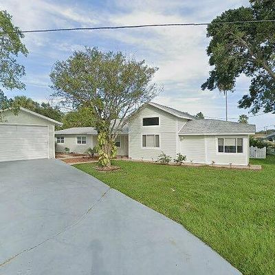 905 Trinidad Rd, Cocoa Beach, FL 32931