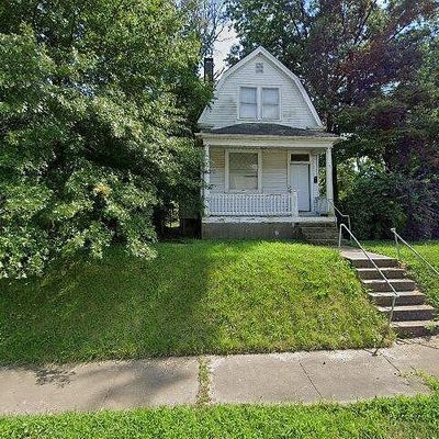 906 Elias Ave, Saint Louis, MO 63147