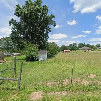 906 Nance Rd, Pulaski, TN 38478