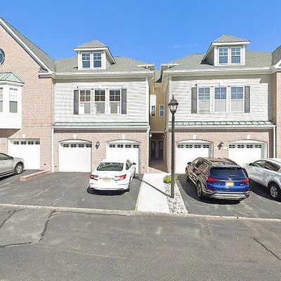 906 River Pl, Butler, NJ 07405