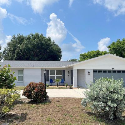 906 Southern Pine Ln, Sarasota, FL 34243