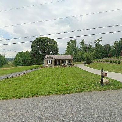 9060 Bridges Ave, Connelly Springs, NC 28612