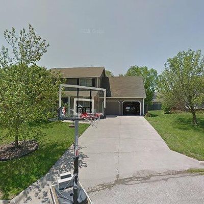 907 Andover St, Lawrence, KS 66049