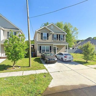 907 Crowell Ave, Chesapeake, VA 23324