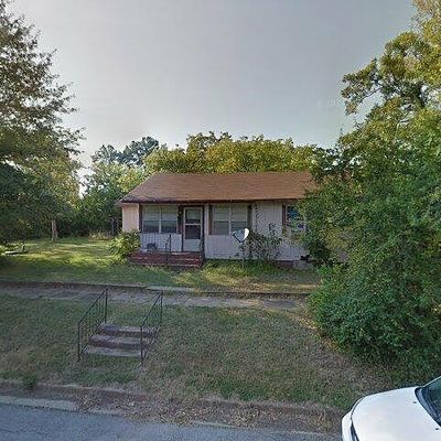 907 Maple Ave, Mena, AR 71953