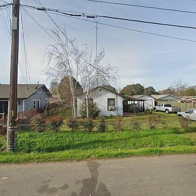 907 S Carroll Ave, Stockton, CA 95215