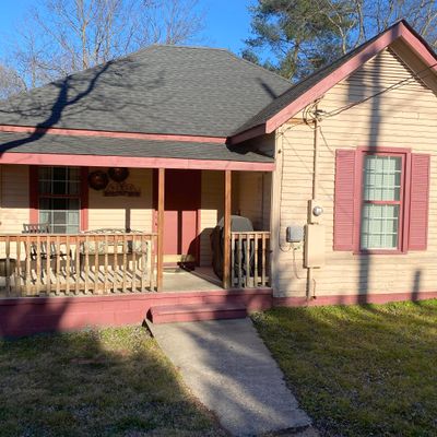 908 Jones St, Dalton, GA 30720