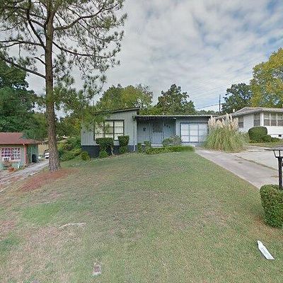 908 Oakland Dr, Fairfield, AL 35064