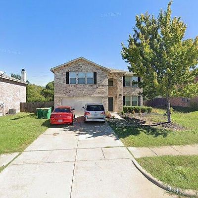 909 Collins Blvd, Cedar Hill, TX 75104