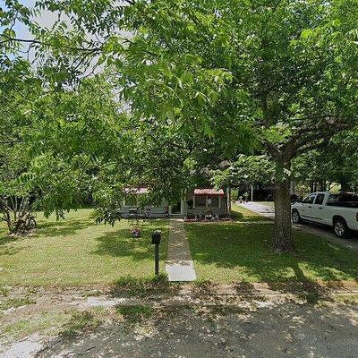 909 N Naid St, Grand Saline, TX 75140