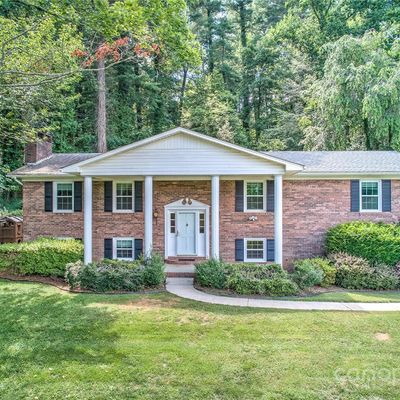 909 Weston Rd, Arden, NC 28704