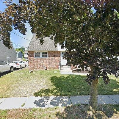 91 1 St Ave, Port Reading, NJ 07064