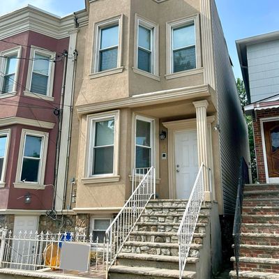 91 Leonard St, Jersey City, NJ 07307