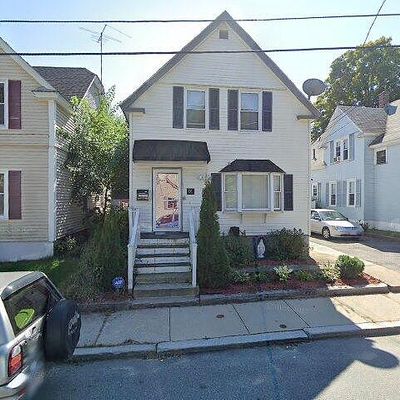 91 Weed St, Lowell, MA 01852