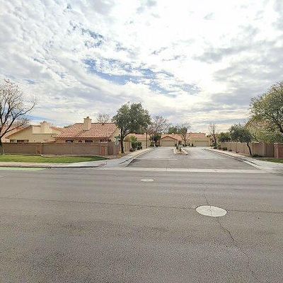 91 W Calle De Arcos, Tempe, AZ 85284