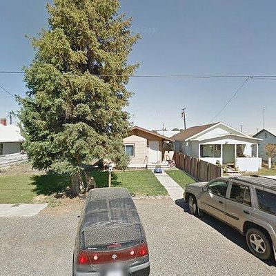 91 W Pioneer St, Harrah, WA 98933