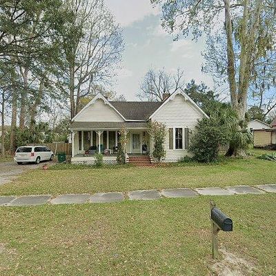 910 5 Th St, Florala, AL 36442