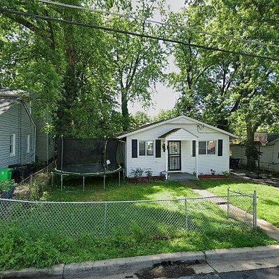 910 Elfin Ave, Capitol Heights, MD 20743