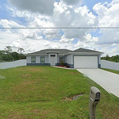 910 Richmond Ave N, Lehigh Acres, FL 33972